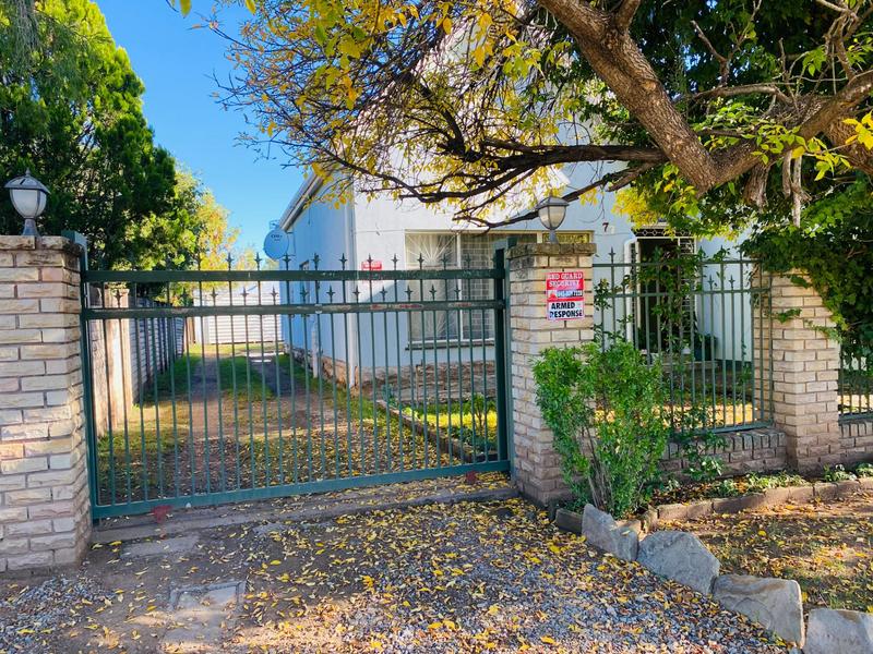 6 Bedroom Property for Sale in Queenstown Central Eastern Cape